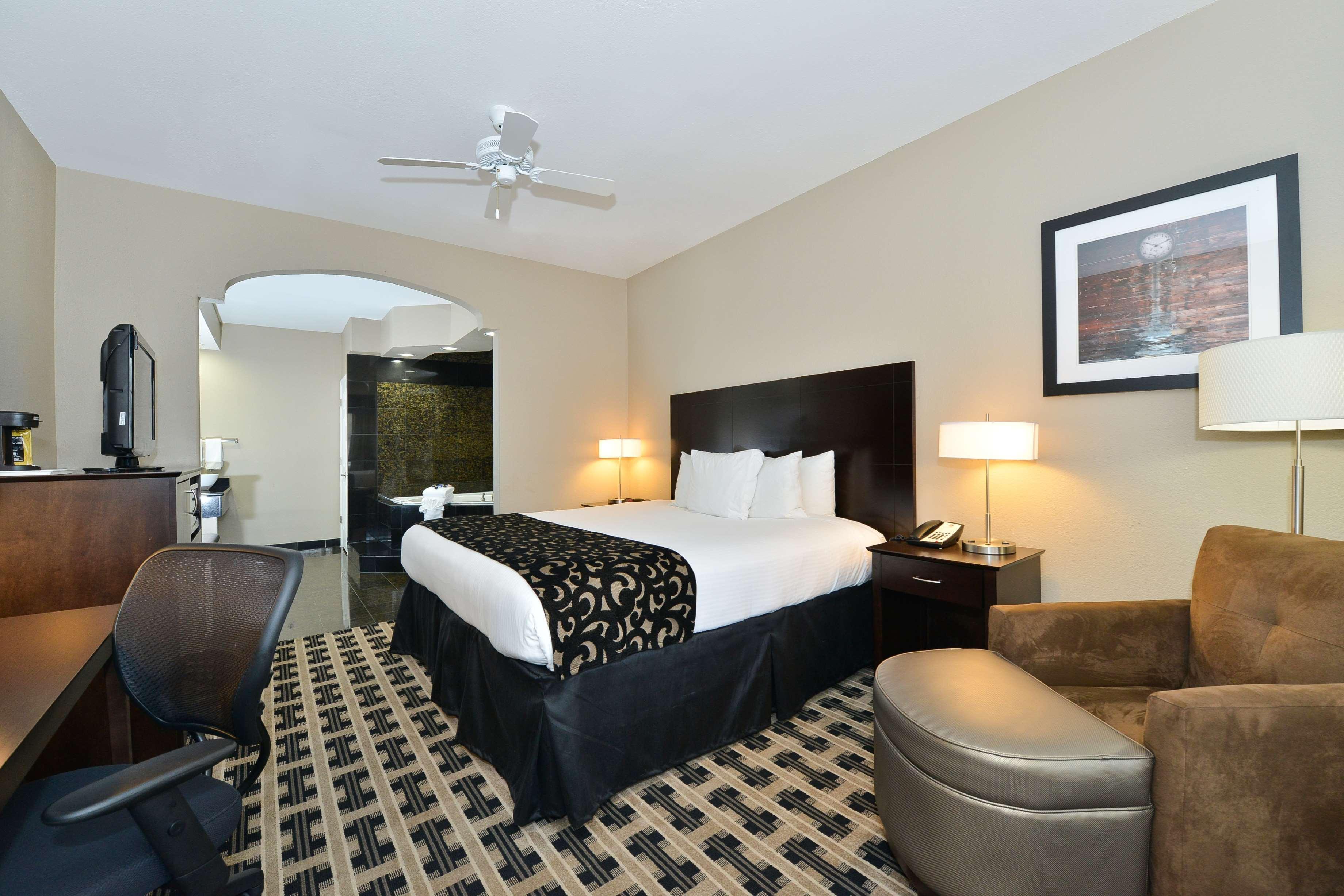 Best Western La Place Inn Exterior photo
