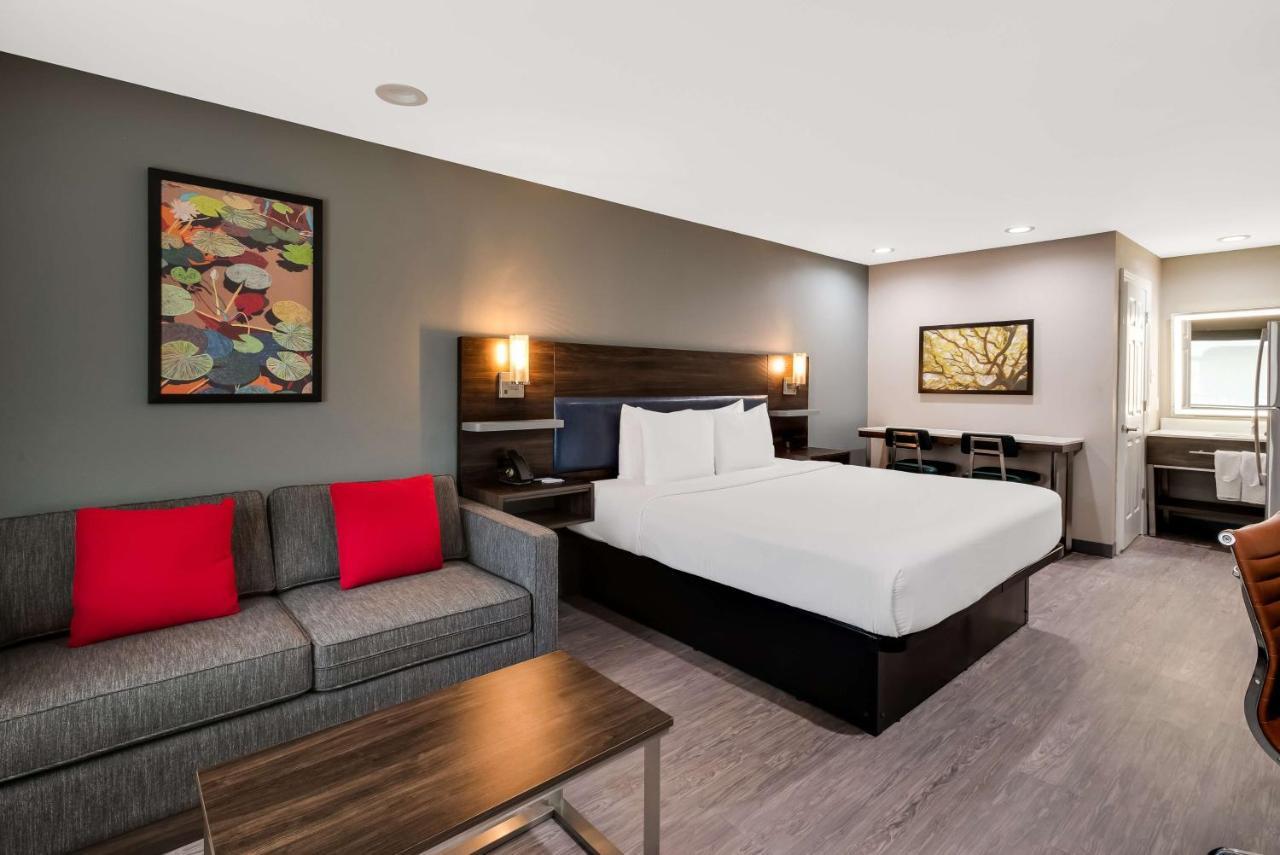 Best Western La Place Inn Exterior photo