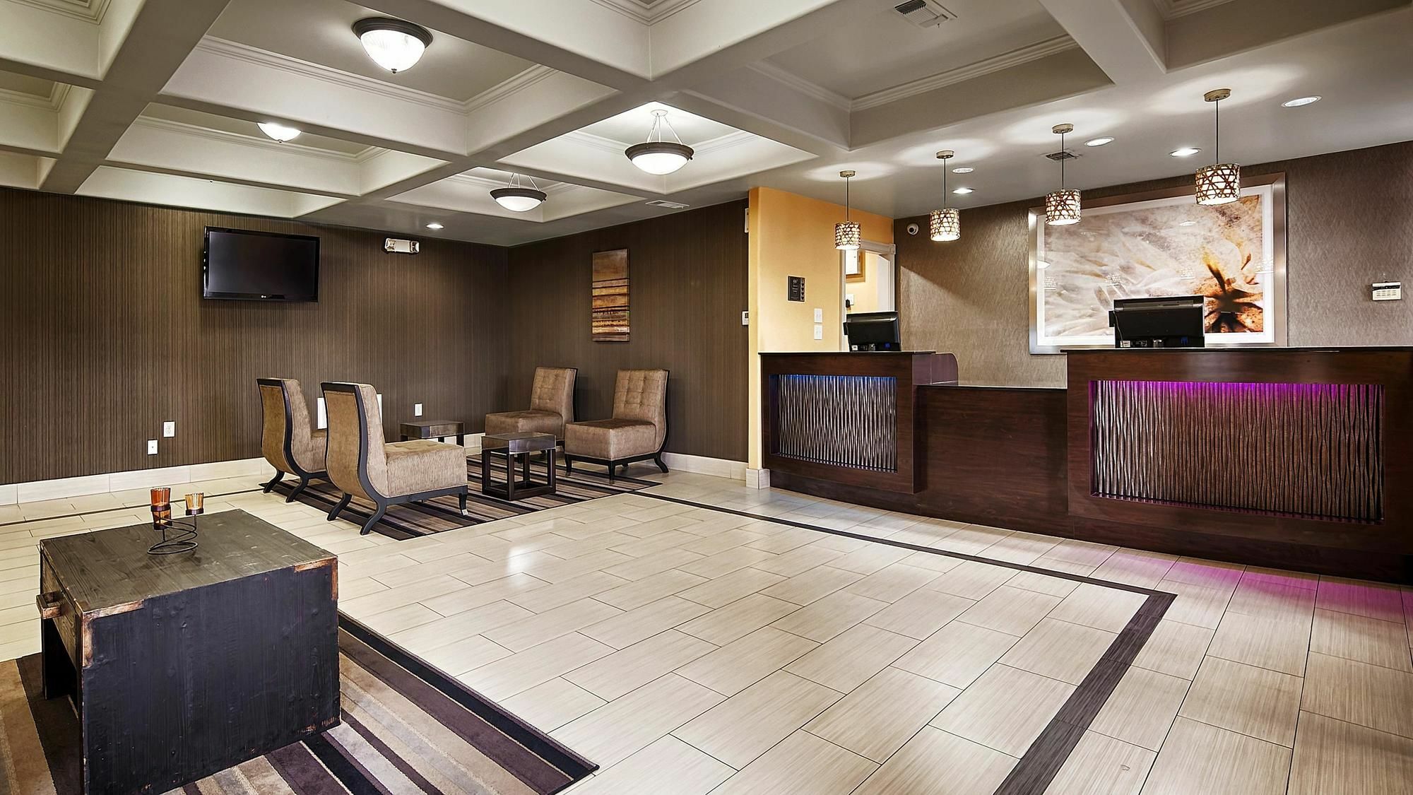 Best Western La Place Inn Exterior photo